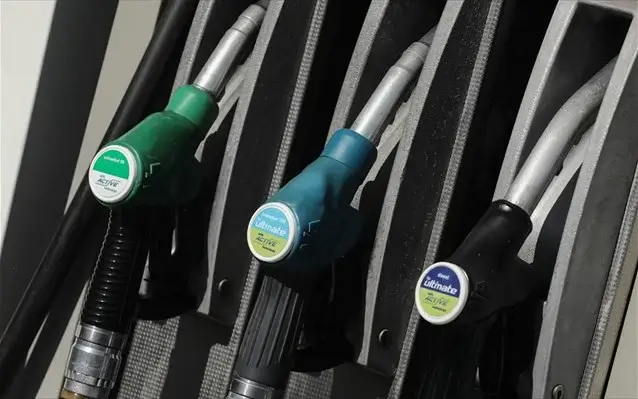Καύσιμα: Στα μέσα της εβδομάδας οι ανακοινώσεις – Περισσότεροι δικαιούχοι, μεγαλύτερη επιδότηση