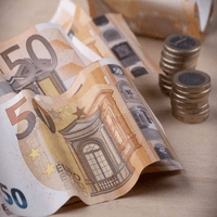 Επίδομα 1.000 ευρώ – “Τρέχει” η προθεσμία, γίνονται αιτήσεις