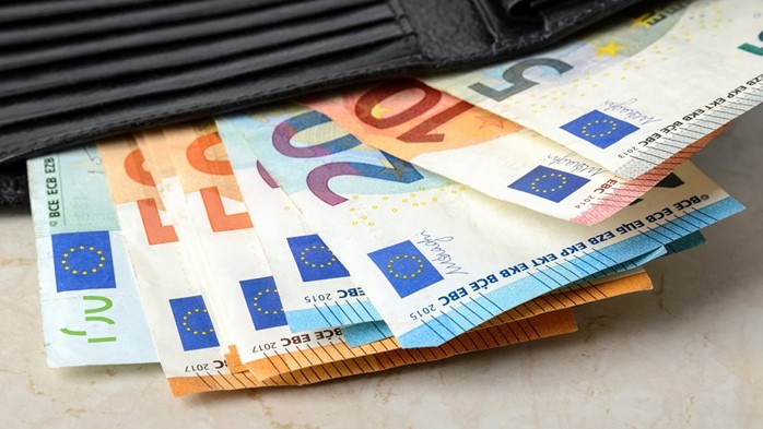 Επίδομα 400 ευρώ: Ανοιχτή η πλατφόρμα για την υποβολή αιτήσεων