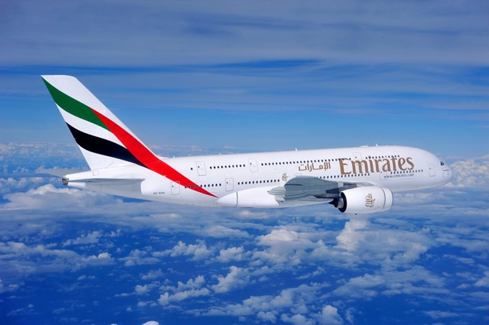 Emirates: Ψάχνει πλήρωμα καμπίνας στην Ελλάδα