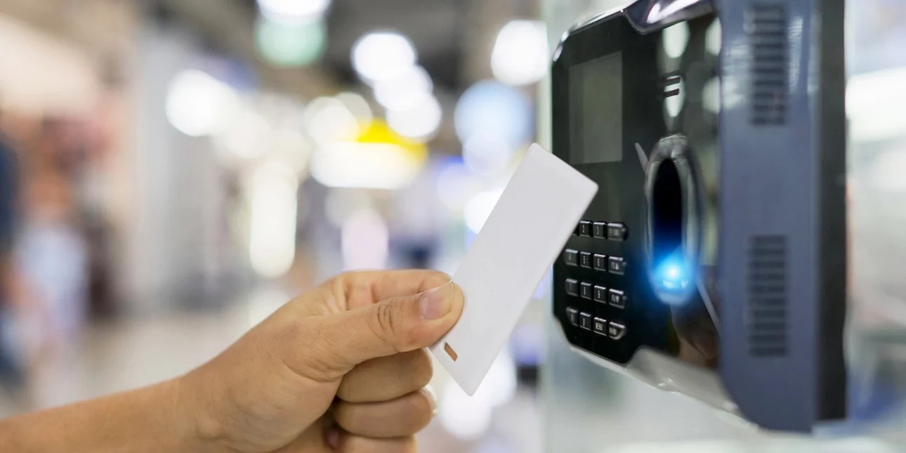 άδεια και προσλήψεις express