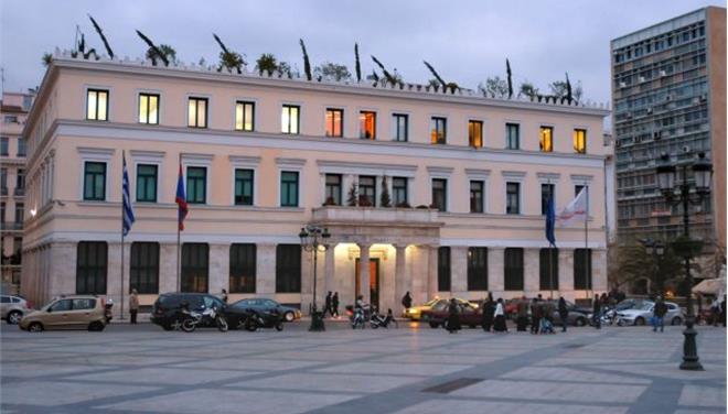 Αδειες μητρότητας για δημοτικές συμβούλους