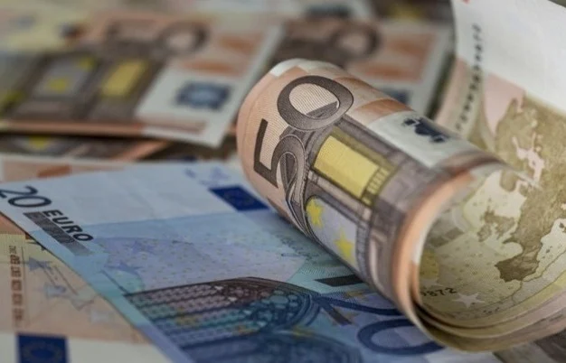 Φιλοδωρήματα Αφορολόγητο έως 6.000 ευρώ
