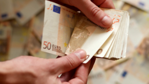 Πληρωμές e ΕΦΚΑ και ΔΥΠΑ έως 2 Οκτωβρίου