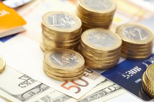 Επίδομα 400 ευρώ στους συνταξιούχους - Πότε πληρώνεται και ποιοι το δικαιούνται