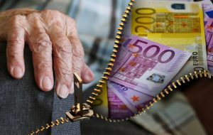 Επίδομα 400 ευρώ χωρίς αίτηση για συνταξιούχους