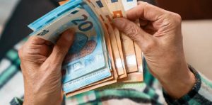 Συντάξεις Νοεμβρίου 2026 Τι ώρα μπαίνουν σήμερα τα χρήματα στα ΑΤΜ